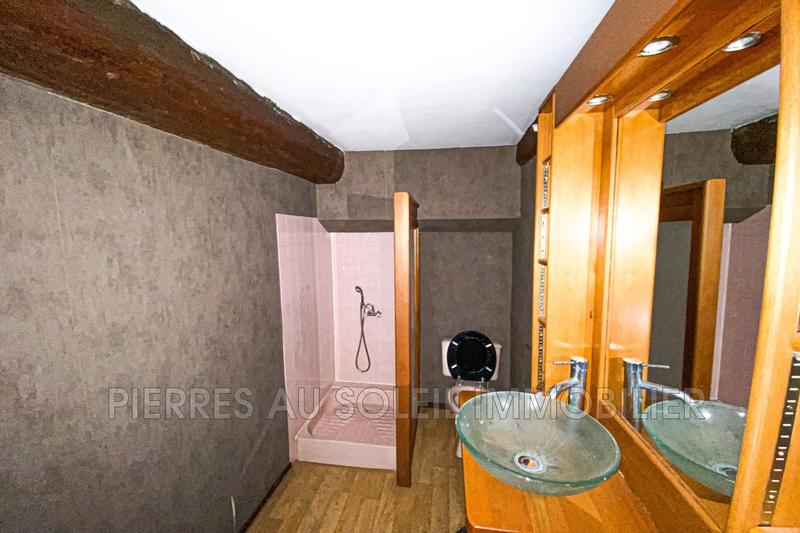 Local commercial - 64 m²