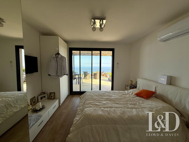 Maison - 160 m² - 4 pièces