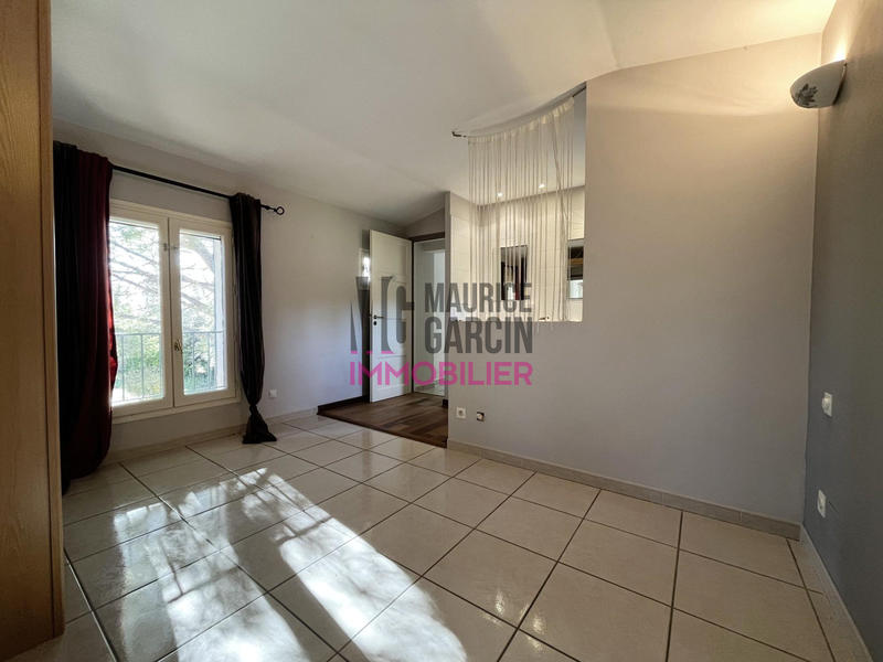 Maison - 175 m² - 4 pièces