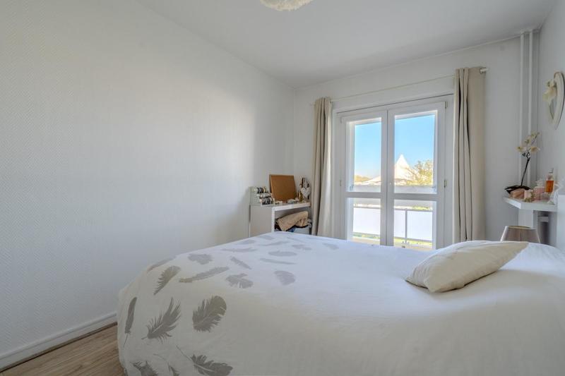 Appartement - 82 m² - 3 pièces