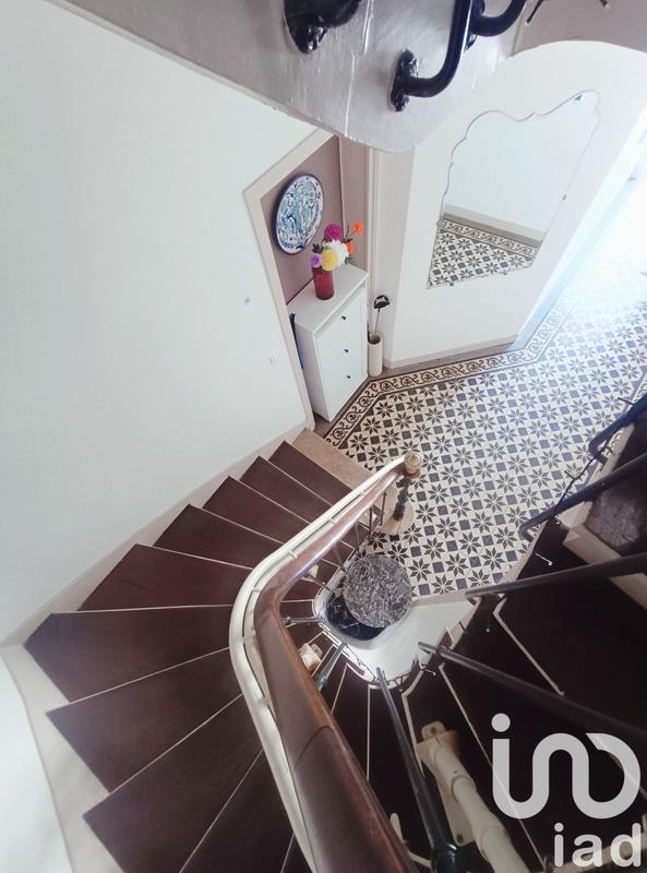 Maison - 294 m² - 8 pièces