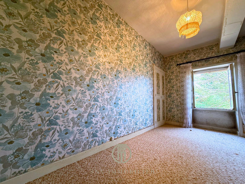 Maison - 102 m² - 5 pièces