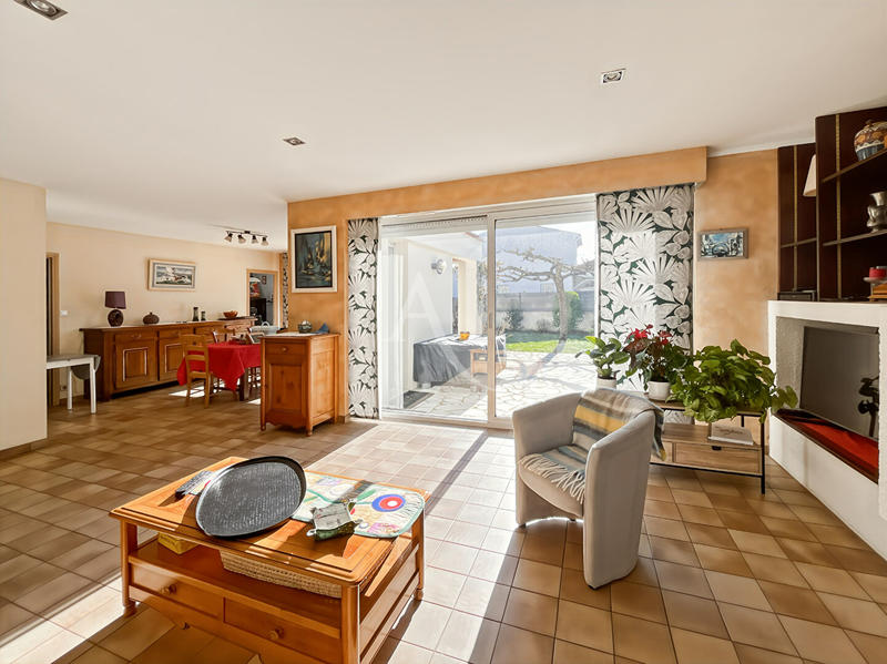 Maison - 138 m² - 6 pièces