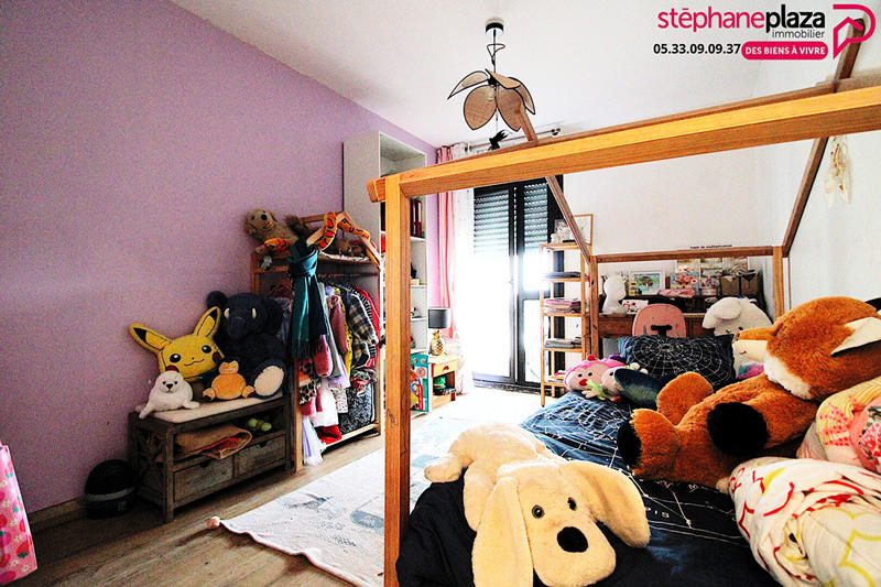 Appartement - 79 m² - 4 pièces