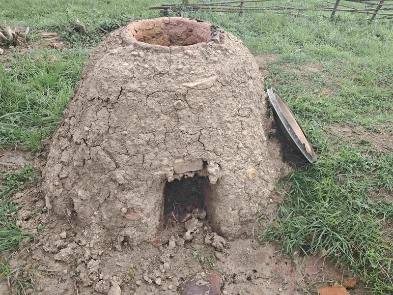 Journée participative fabrication d’un four à poteries