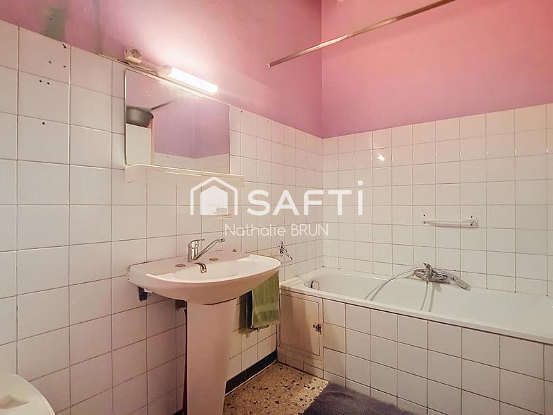 Maison - 240 m² - 5 pièces