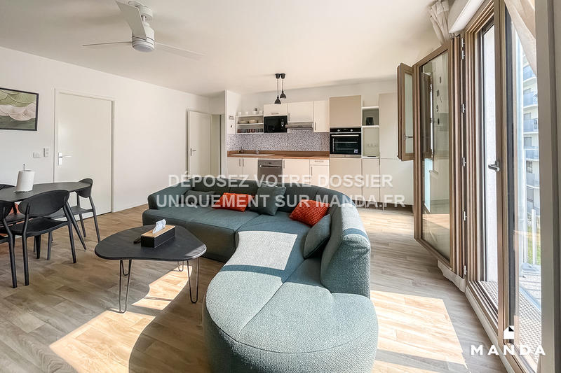 Chambre - 13 m² - 4 pièces