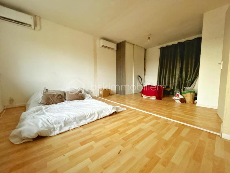 Maison - 93 m² - 5 pièces