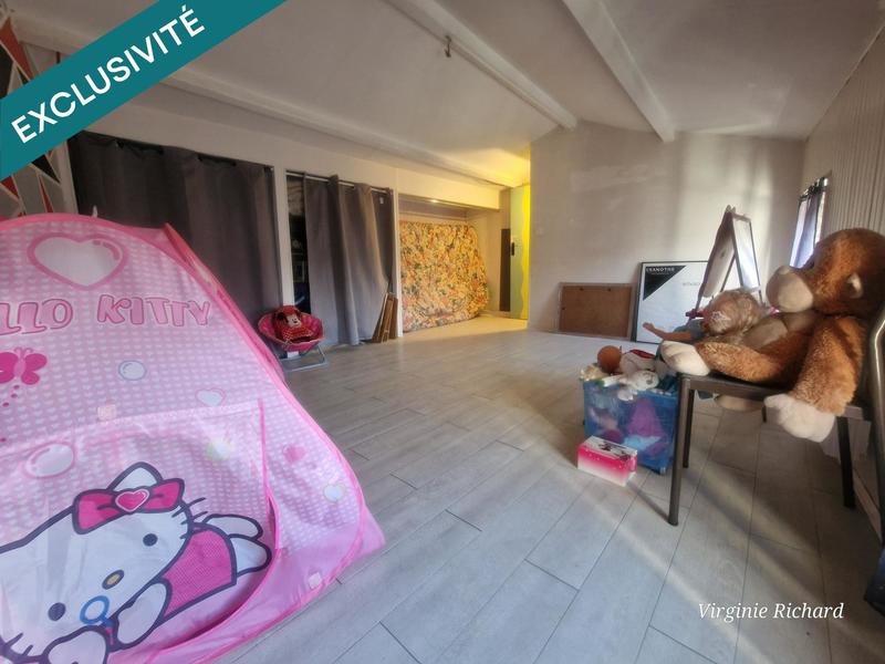 Maison de ville - 100 m² - 5 pièces