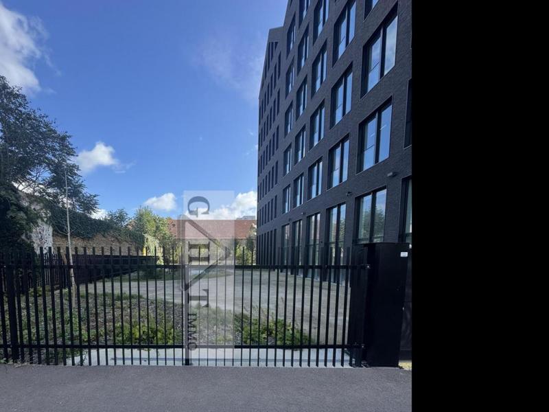 Local commercial - 286 m²