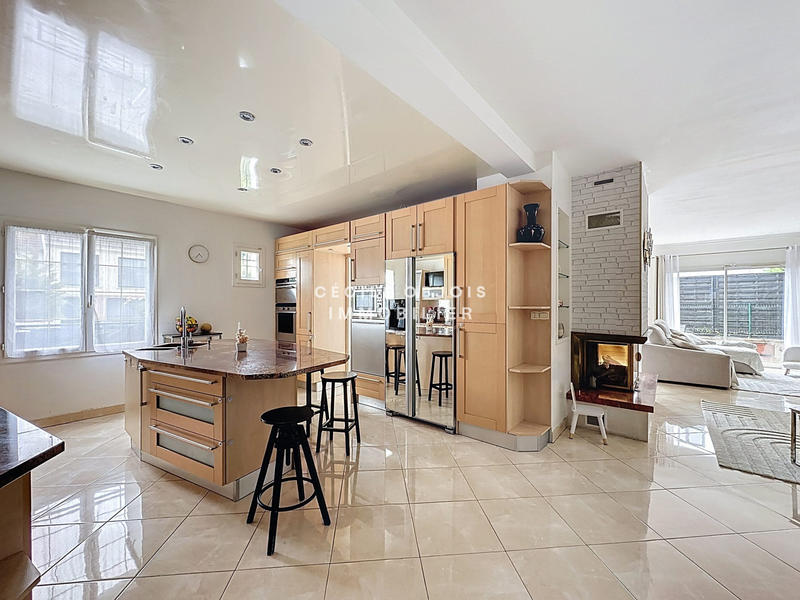 Maison contemporaine - 160 m² - 6 pièces