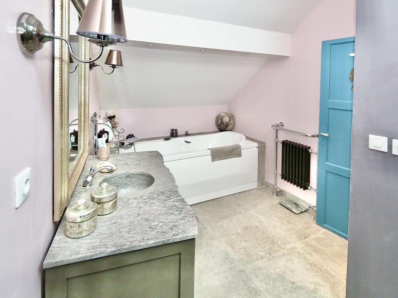 Maison - 112 m² - 6 pièces