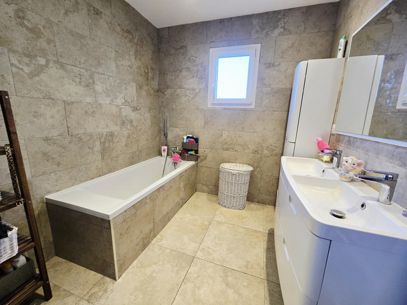 Maison - 135 m² - 5 pièces