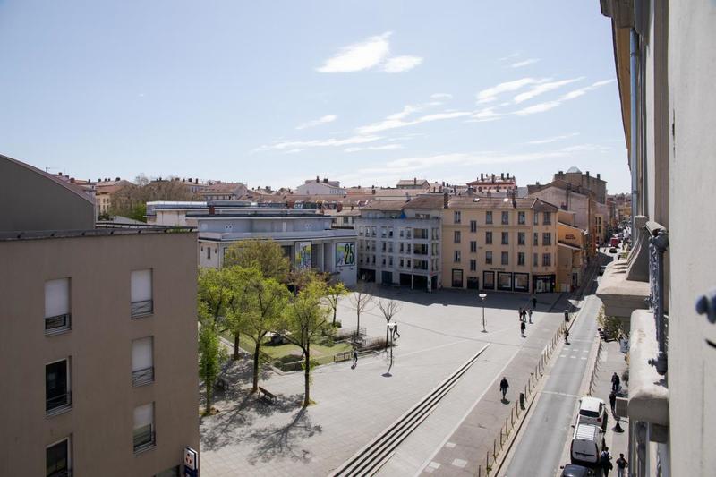 Appartement - 92 m² - 4 pièces