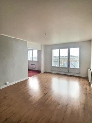 Appartement - 74 m² - 3 pièces