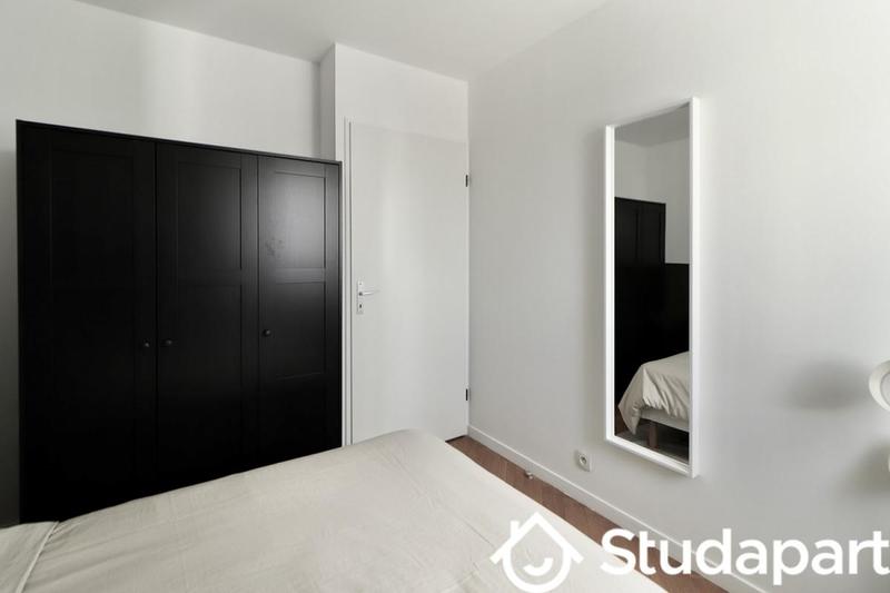 Chambre - 9 m² - 1 pièce
