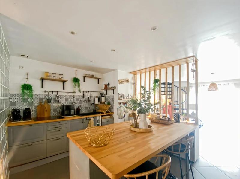 Maison de ville - 107 m² - 5 pièces