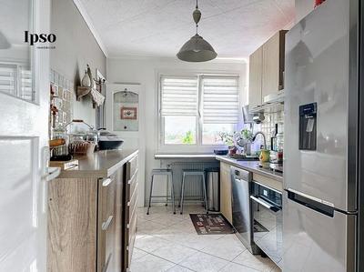 Appartement - 67 m² - 4 pièces