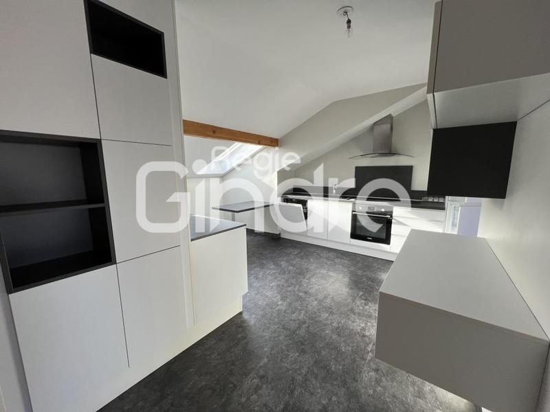 Appartement - 72 m² - 3 pièces