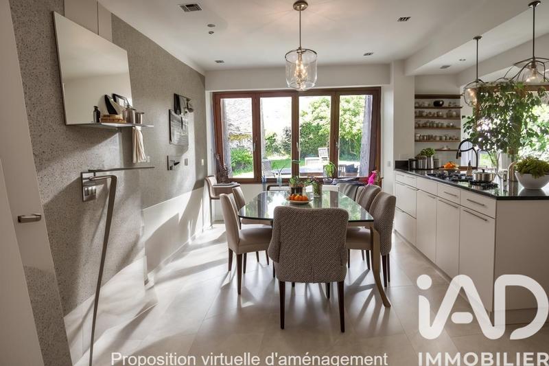 Maison - 177 m² - 8 pièces