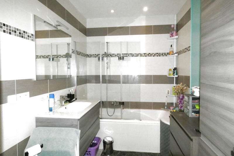 Appartement - 77 m² - 4 pièces