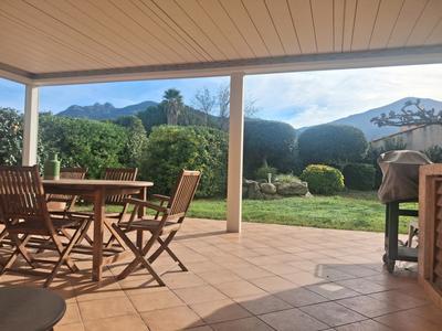 Villa - 151 m² - 6 pièces