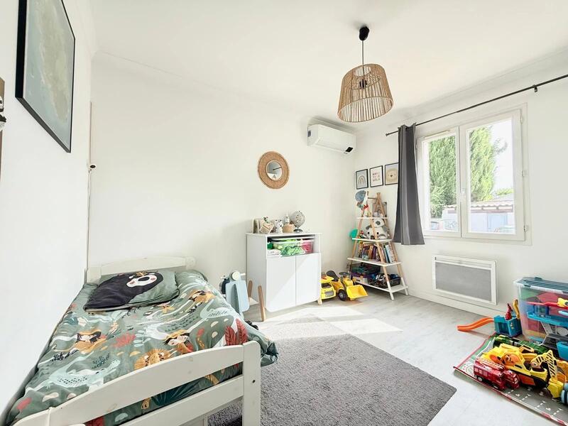 Villa - 167 m² - 7 pièces