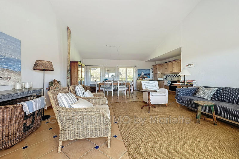 Appartement - 106 m² - 5 pièces