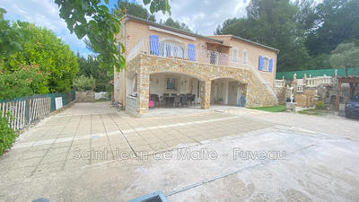 Maison - 160 m² - 7 pièces