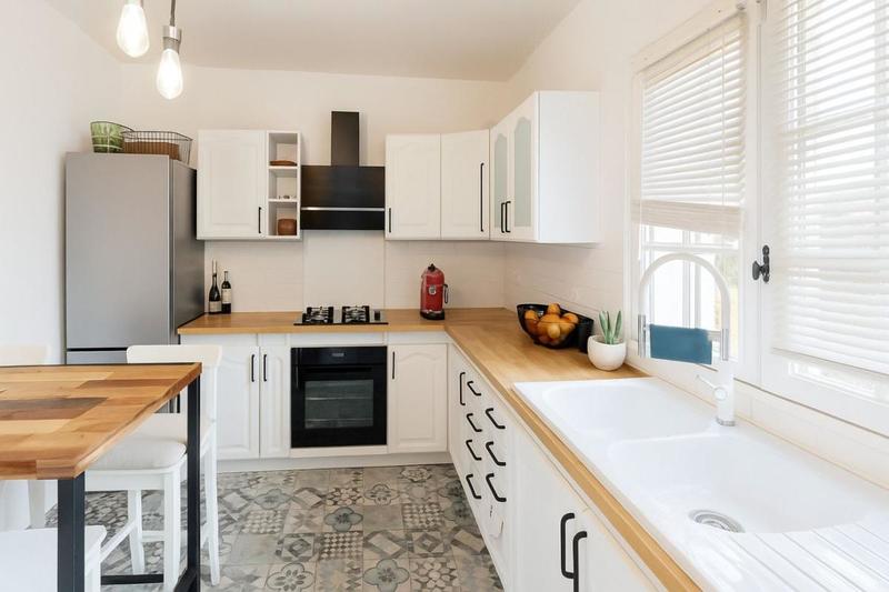 Maison - 182 m² - 6 pièces