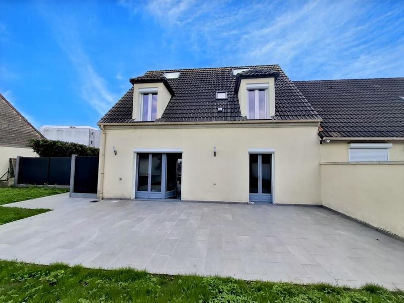 Maison - 110 m² - 5 pièces