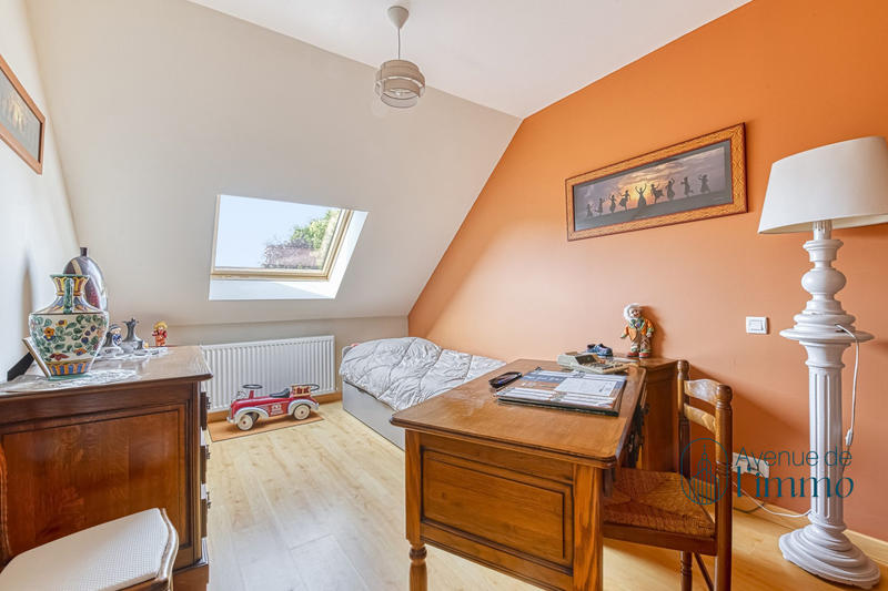 Maison traditionnelle - 186 m² - 6 pièces