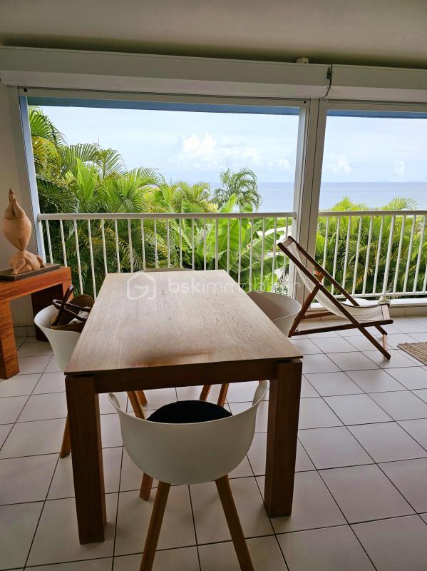 Demeure - 254 m² - 8 pièces