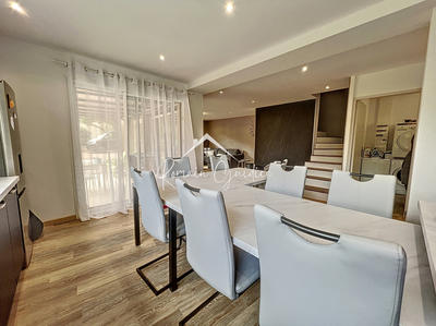 Maison - 118 m² - 4 pièces