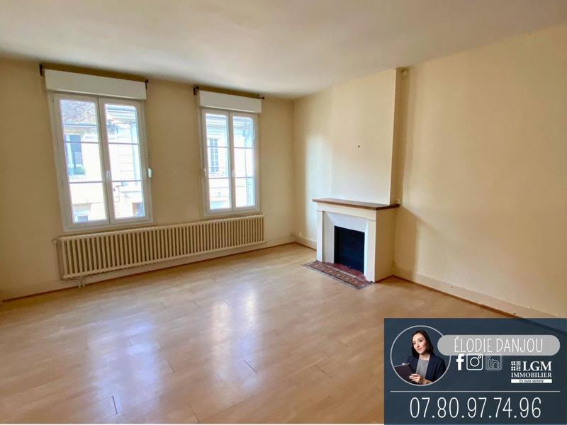 Maison - 223 m² - 7 pièces