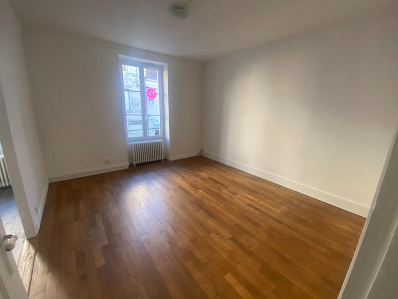 Appartement - 77 m² - 3 pièces