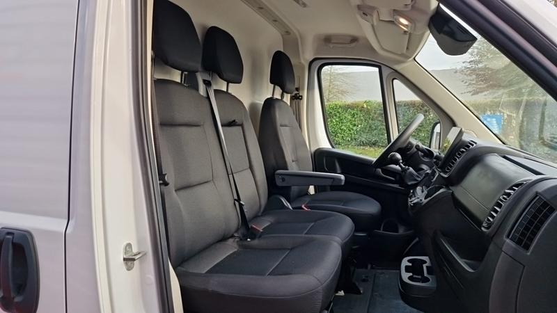 Peugeot Boxer Fourgon tole 3.3 t l2h2 140 ss bvm6