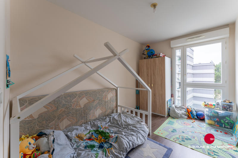 Appartement - 84 m² - 4 pièces