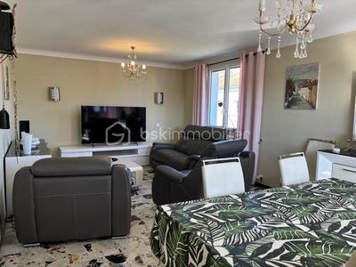 Maison traditionnelle - 135 m² - 4 pièces