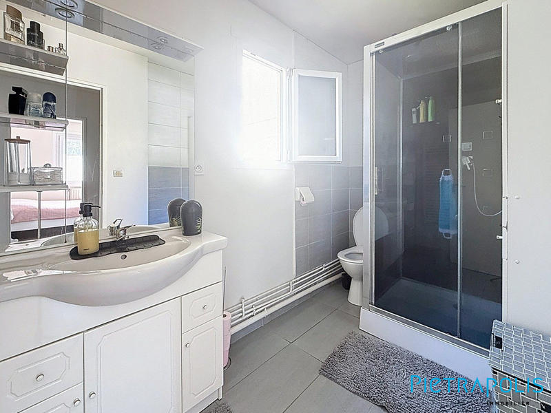 Maison - 84 m² - 4 pièces