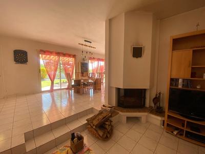 Maison - 128 m² - 4 pièces