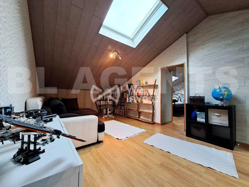 Maison - 165 m² - 5 pièces