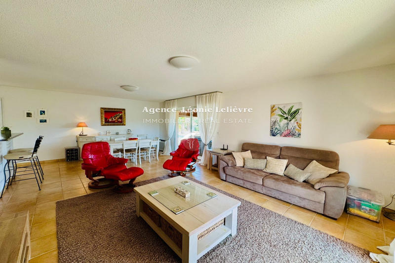 Maison - 99 m² - 4 pièces