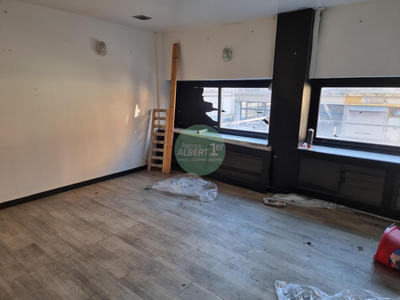 Local d'activités - 75 m²