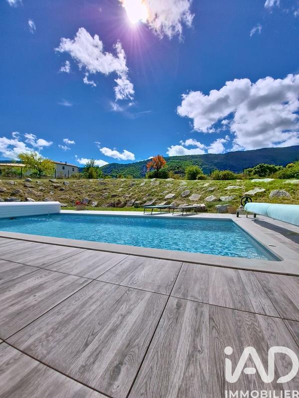 Maison - 118 m² - 5 pièces