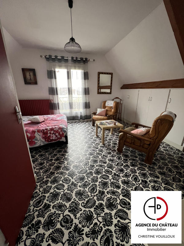 Maison - 245 m² - 11 pièces