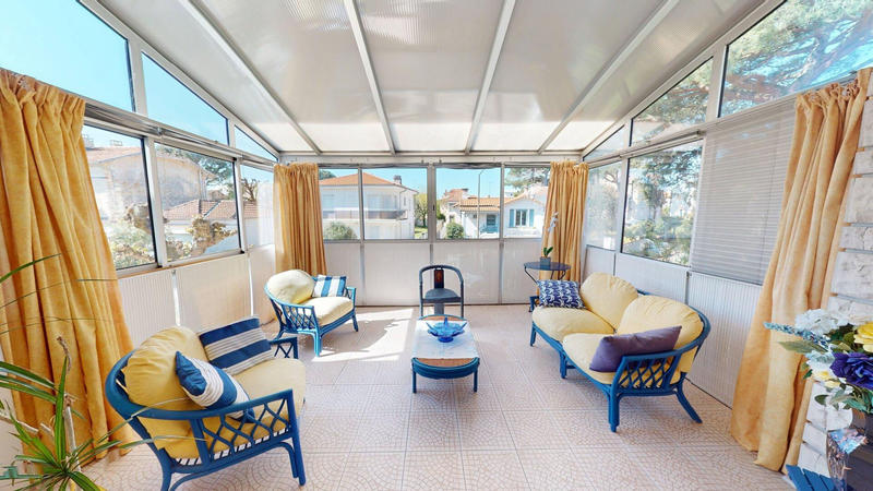 Maison - 135 m² - 6 pièces