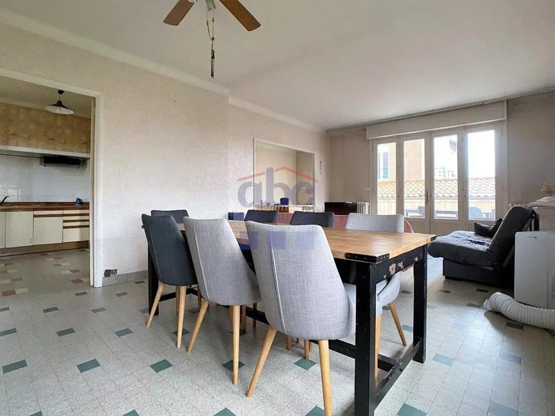 Maison - 180 m² - 10 pièces