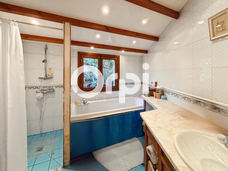 Maison - 101 m² - 4 pièces