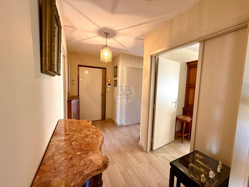 Appartement - 72 m² - 3 pièces